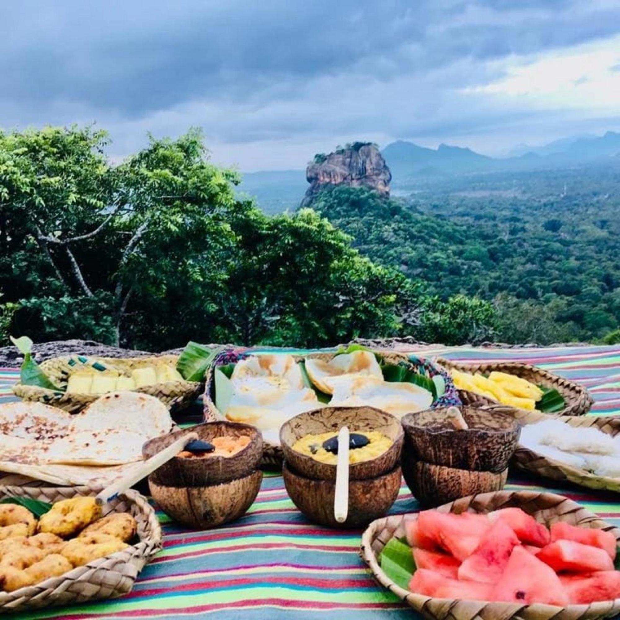 Sigiri Birds Hostel Sigiriya Buitenkant foto