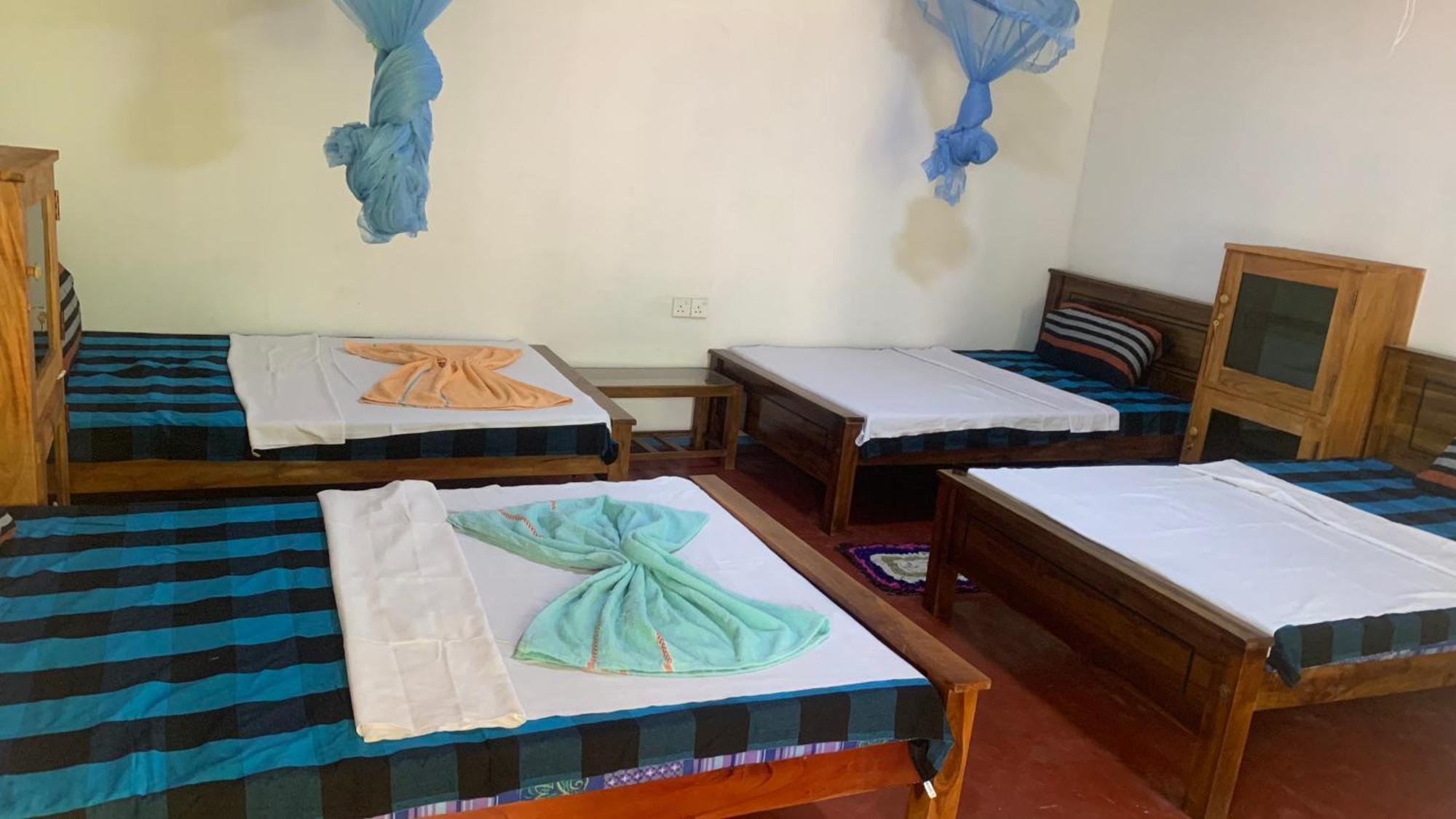 Sigiri Birds Hostel Sigiriya Buitenkant foto